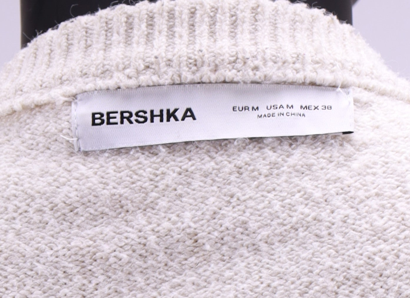 Пуловер Bershka
