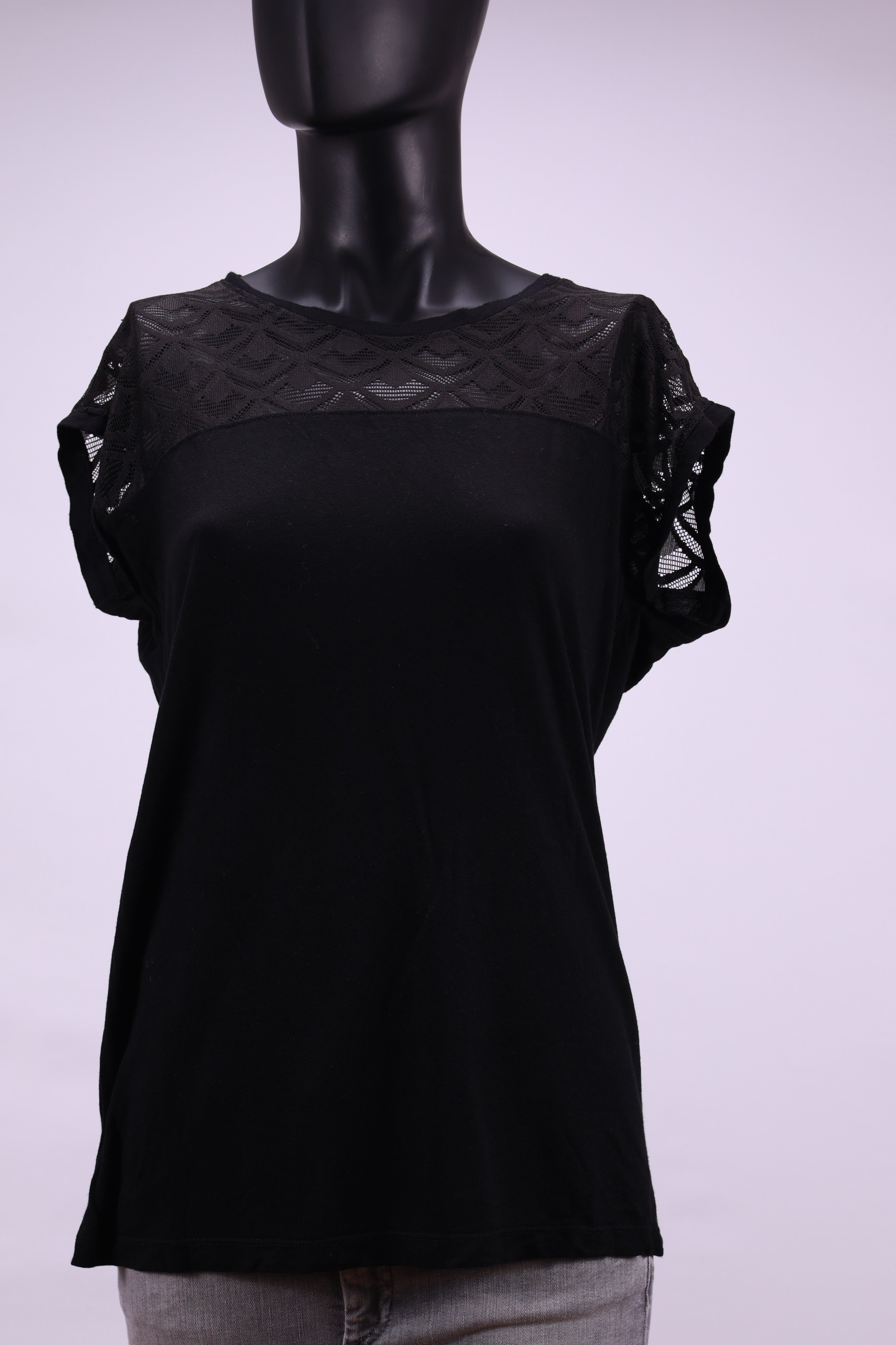 Тениска с дантела Only