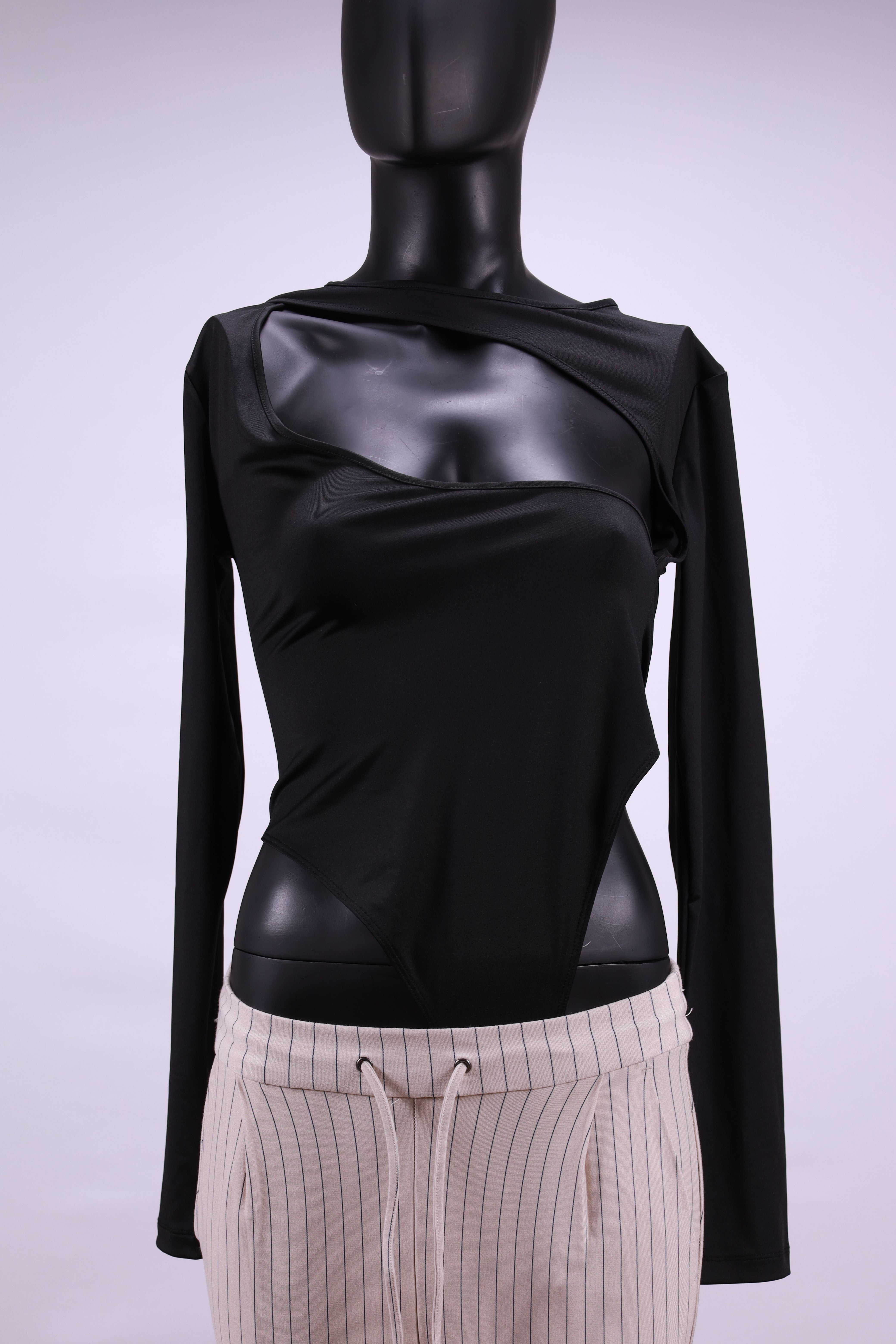 Черно боди LeGer