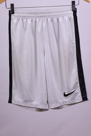 Къс панталон Nike S