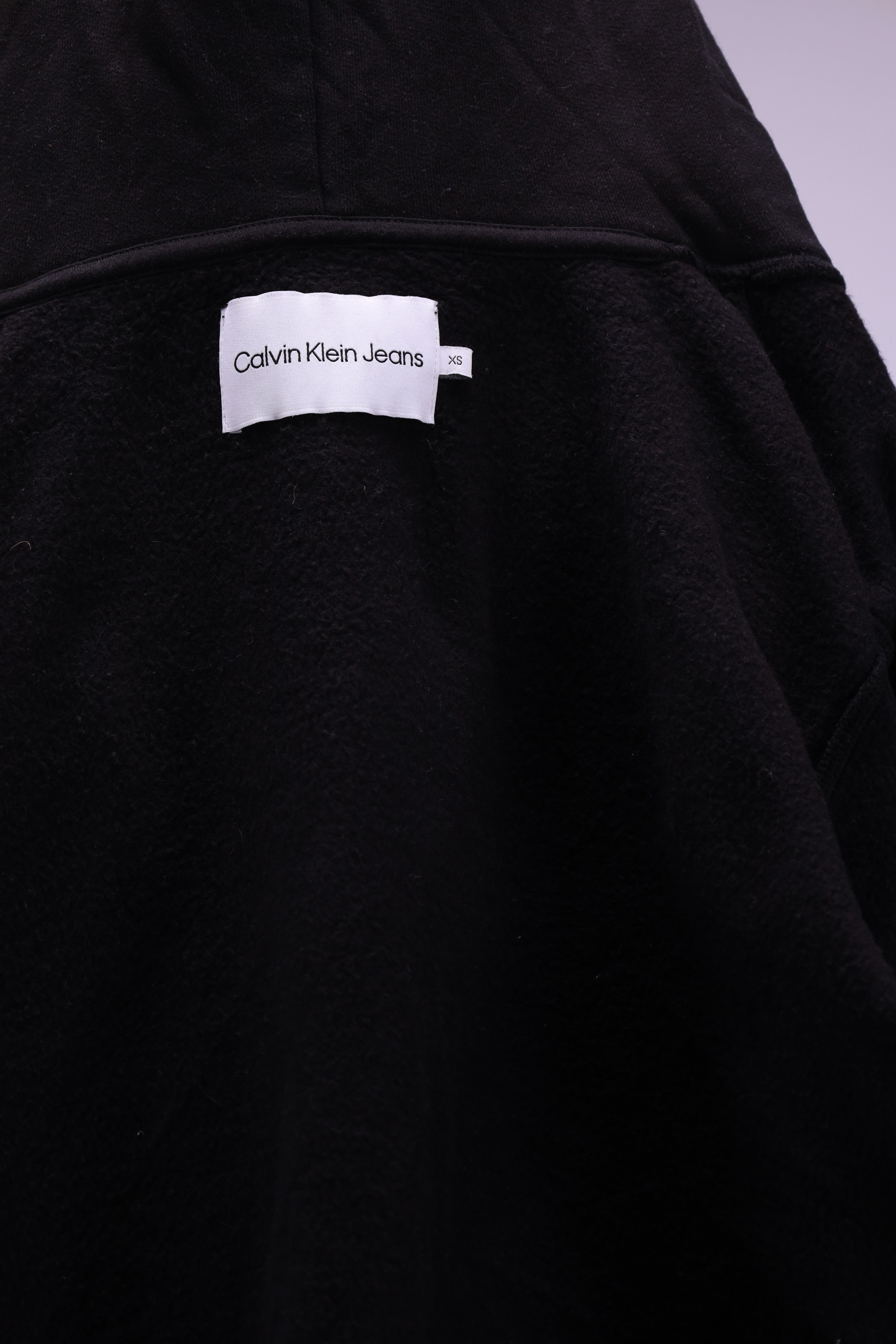 Суичър Calvin Klein