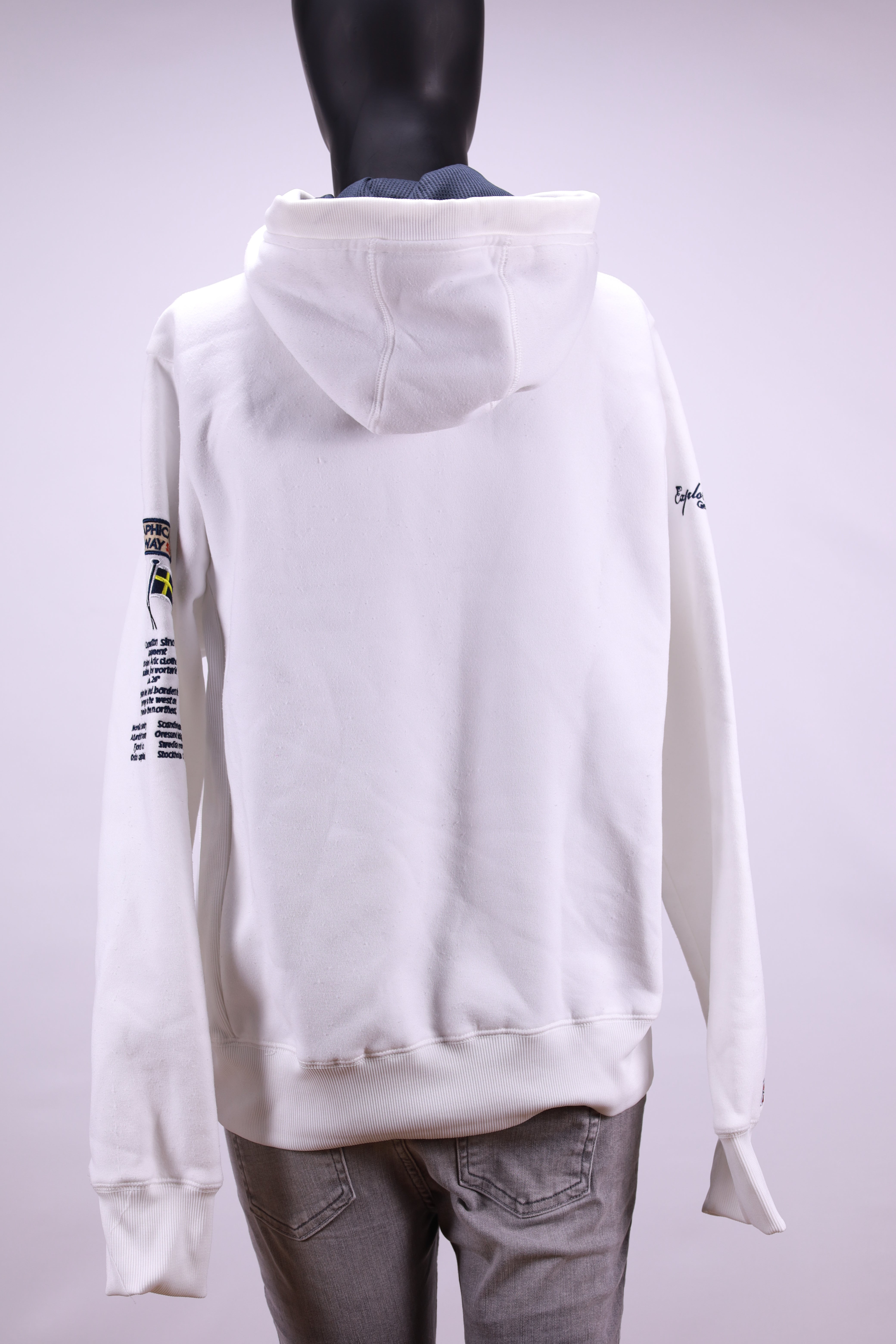 Суичър Geographical Norway