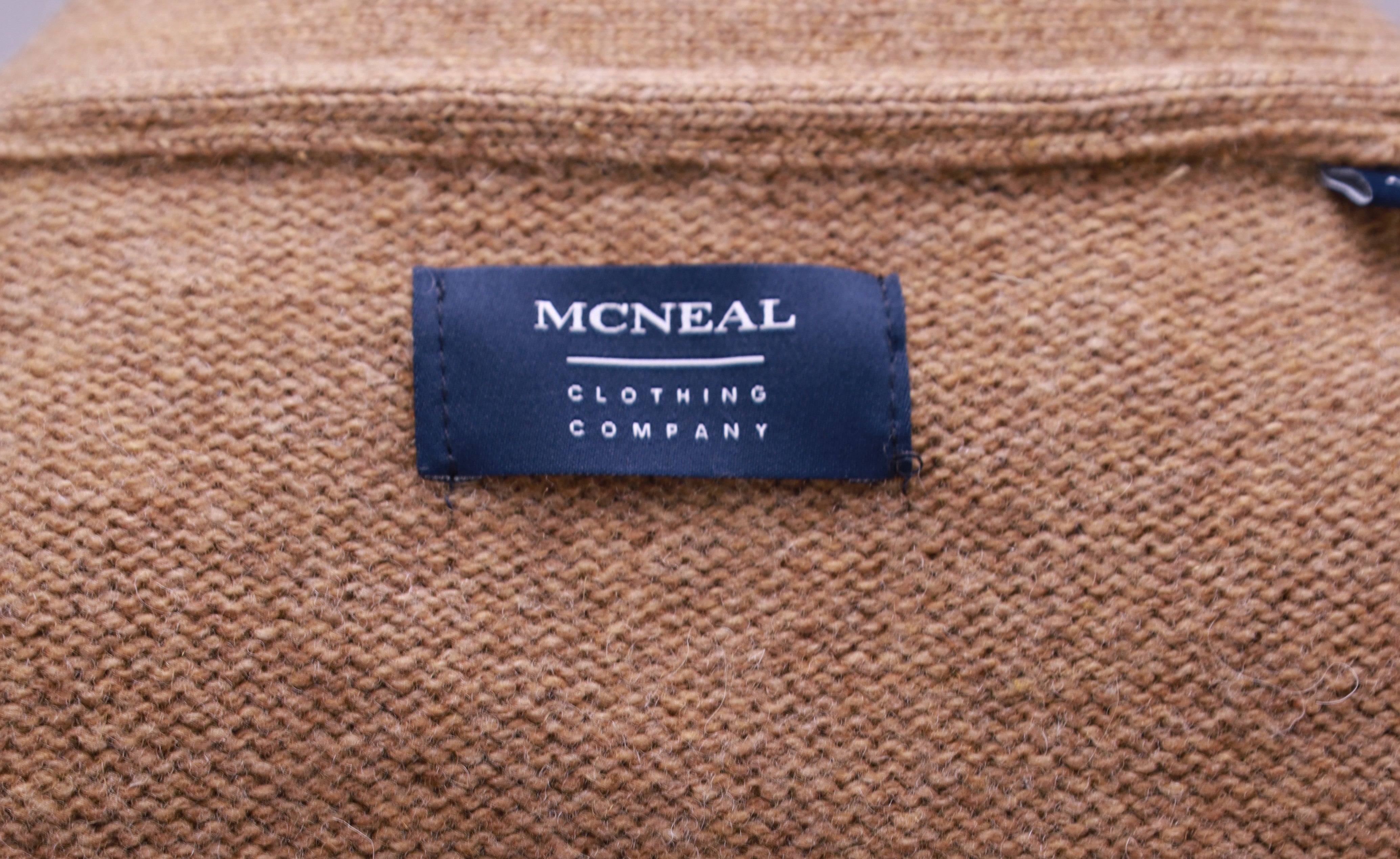 Плетена жилетка McNeal