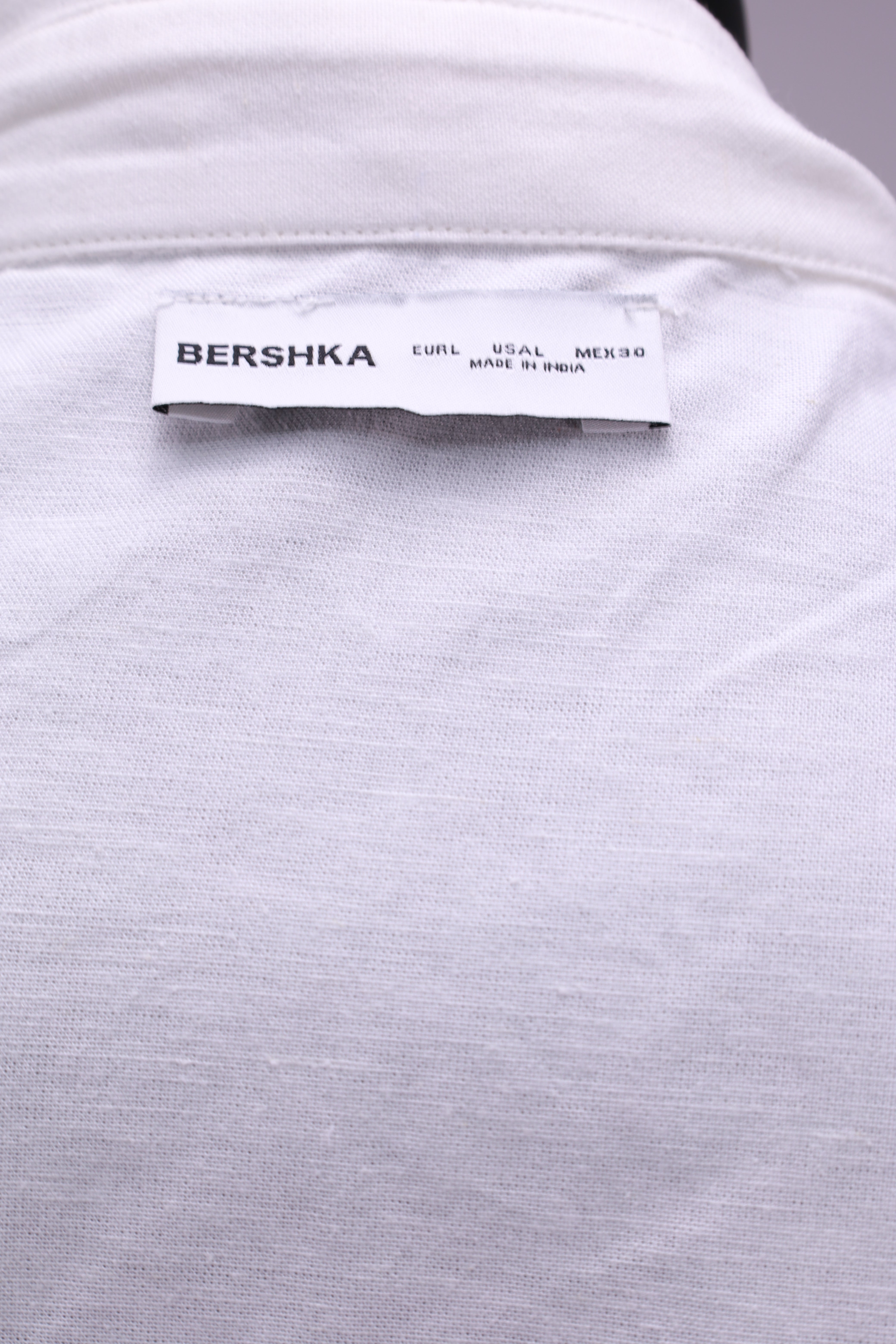 Риза с бродерия Bershka