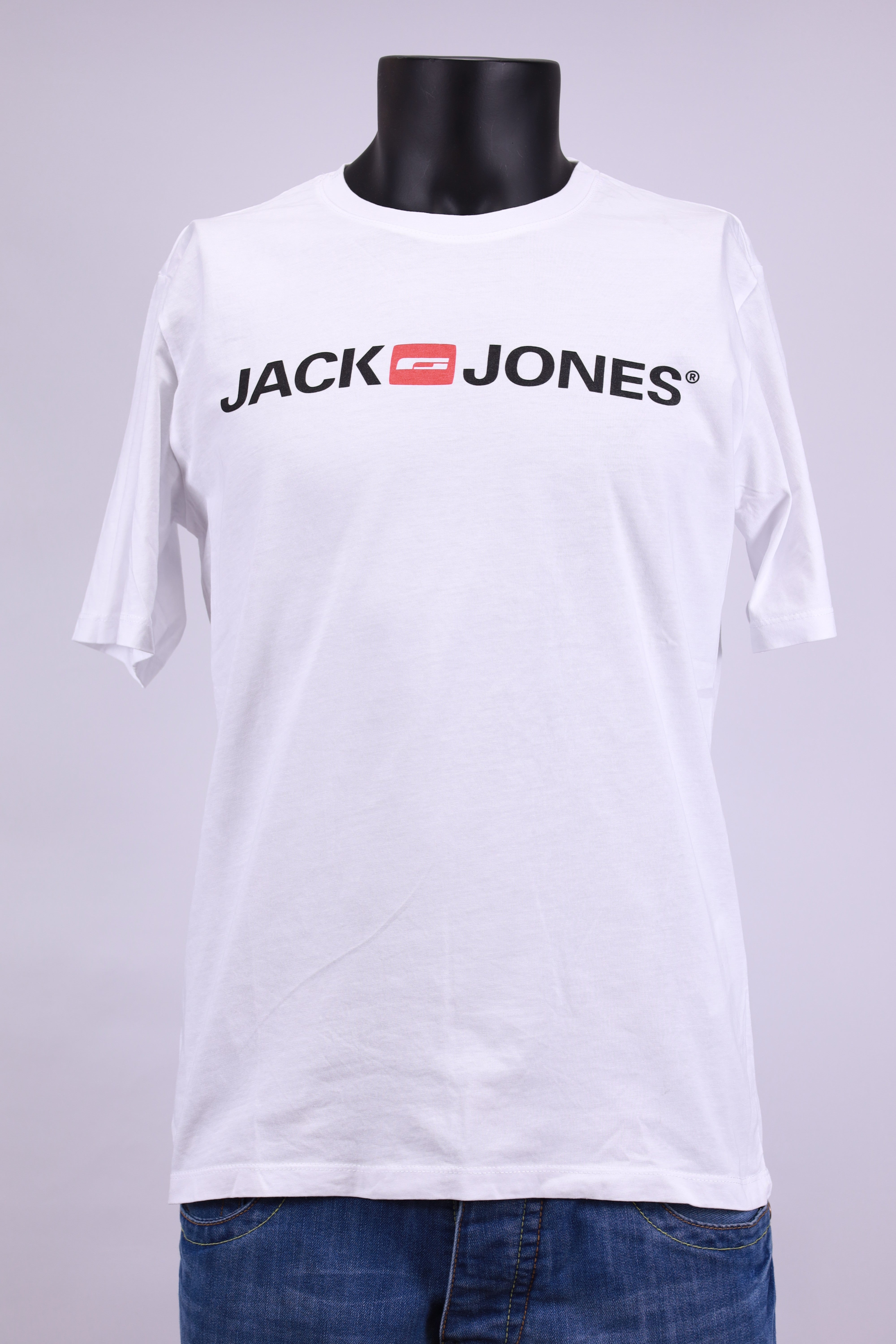 Бяла тениска Jack&Jones M