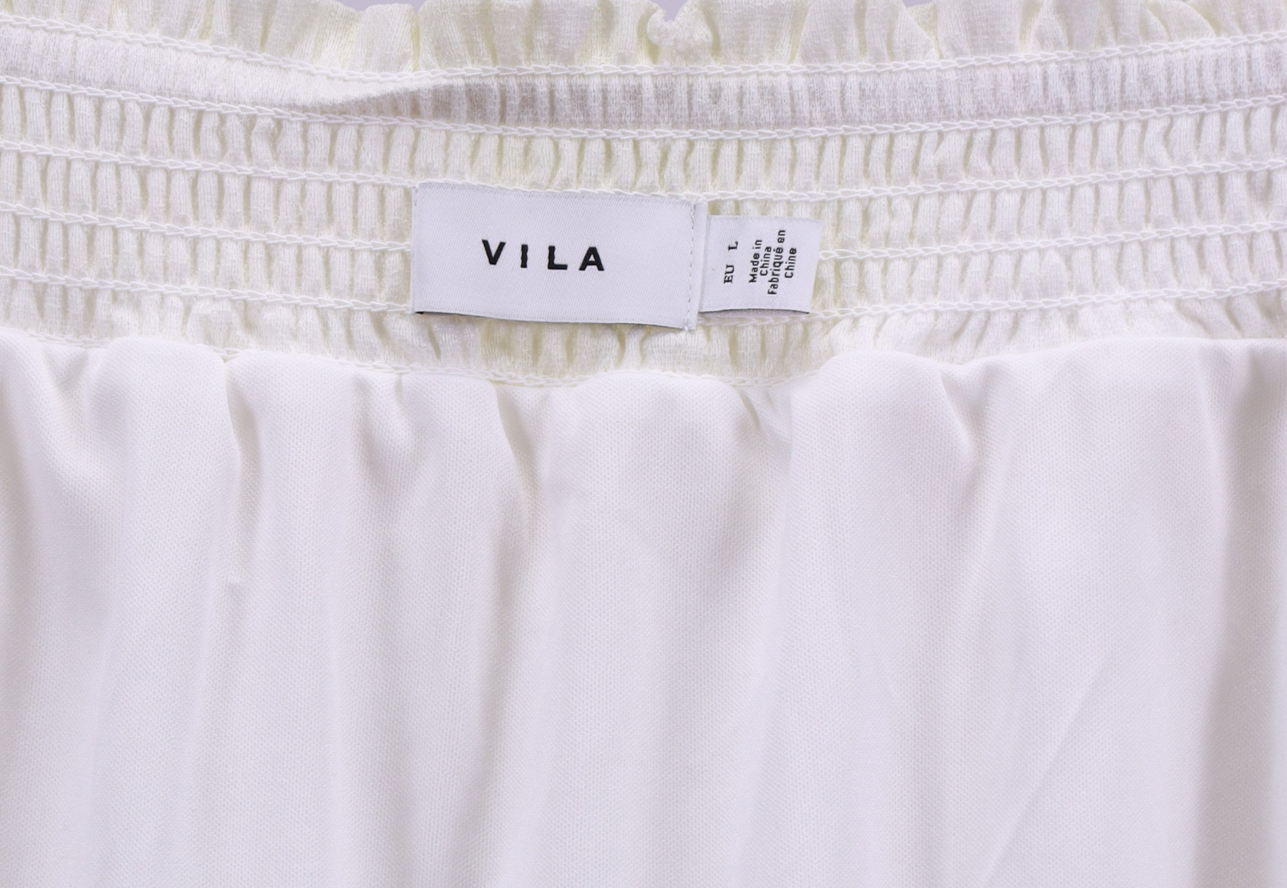 Бяла пола Villa