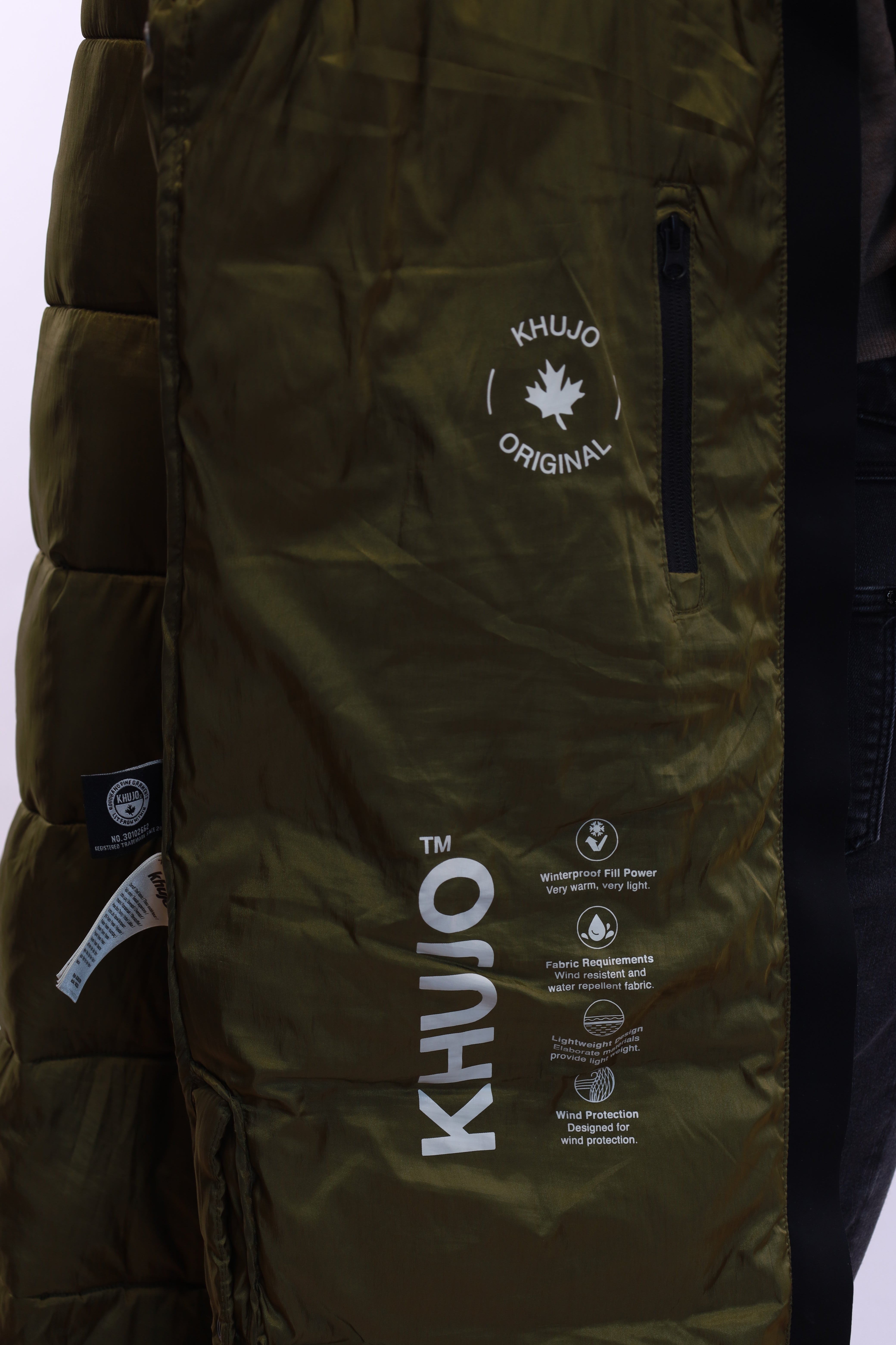 Яке Khujo L The iconic puffer