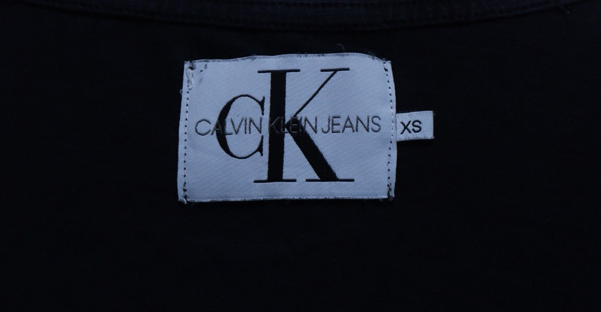 Черна тениска CK Jeans XS