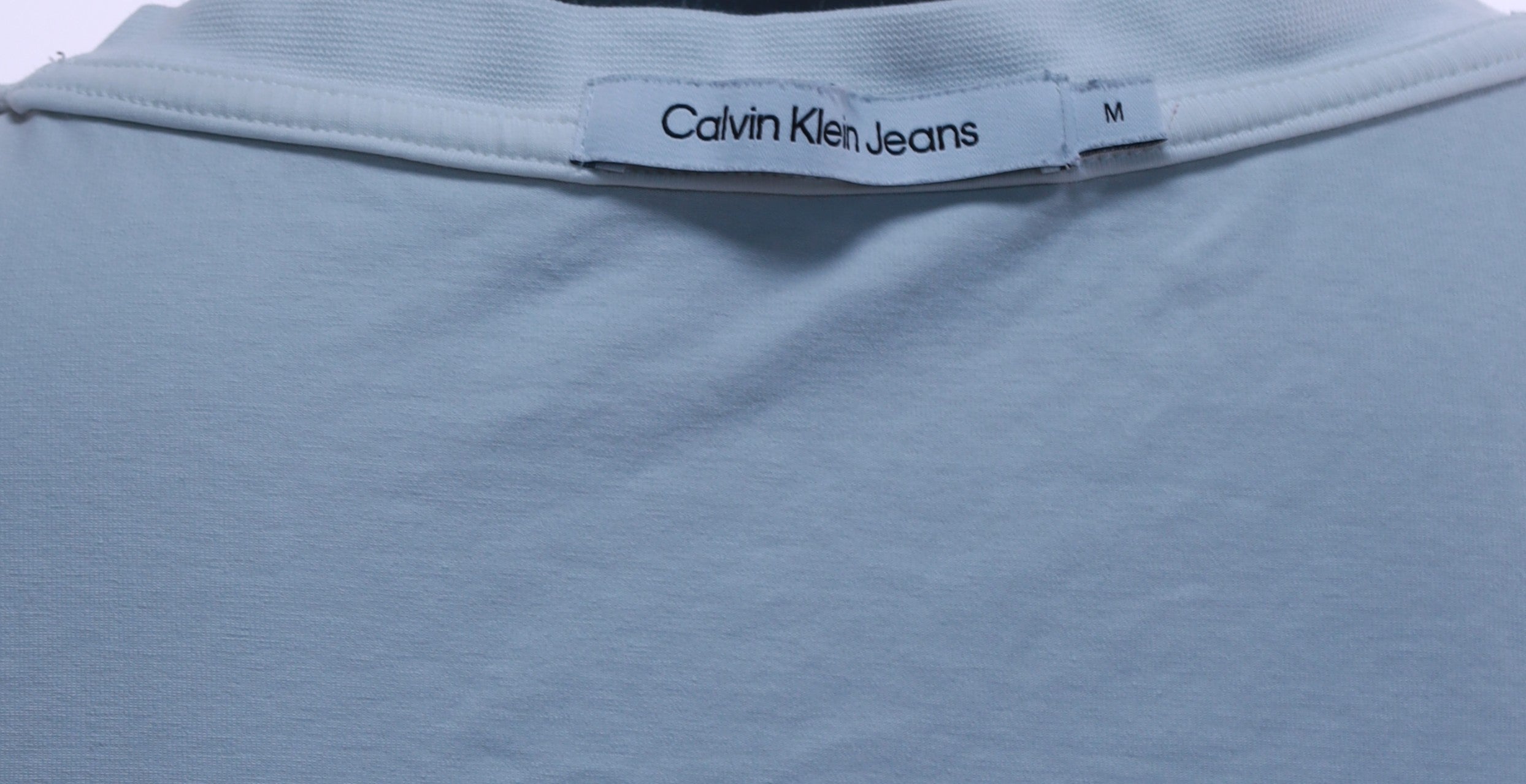 Тениска CK V neck M
