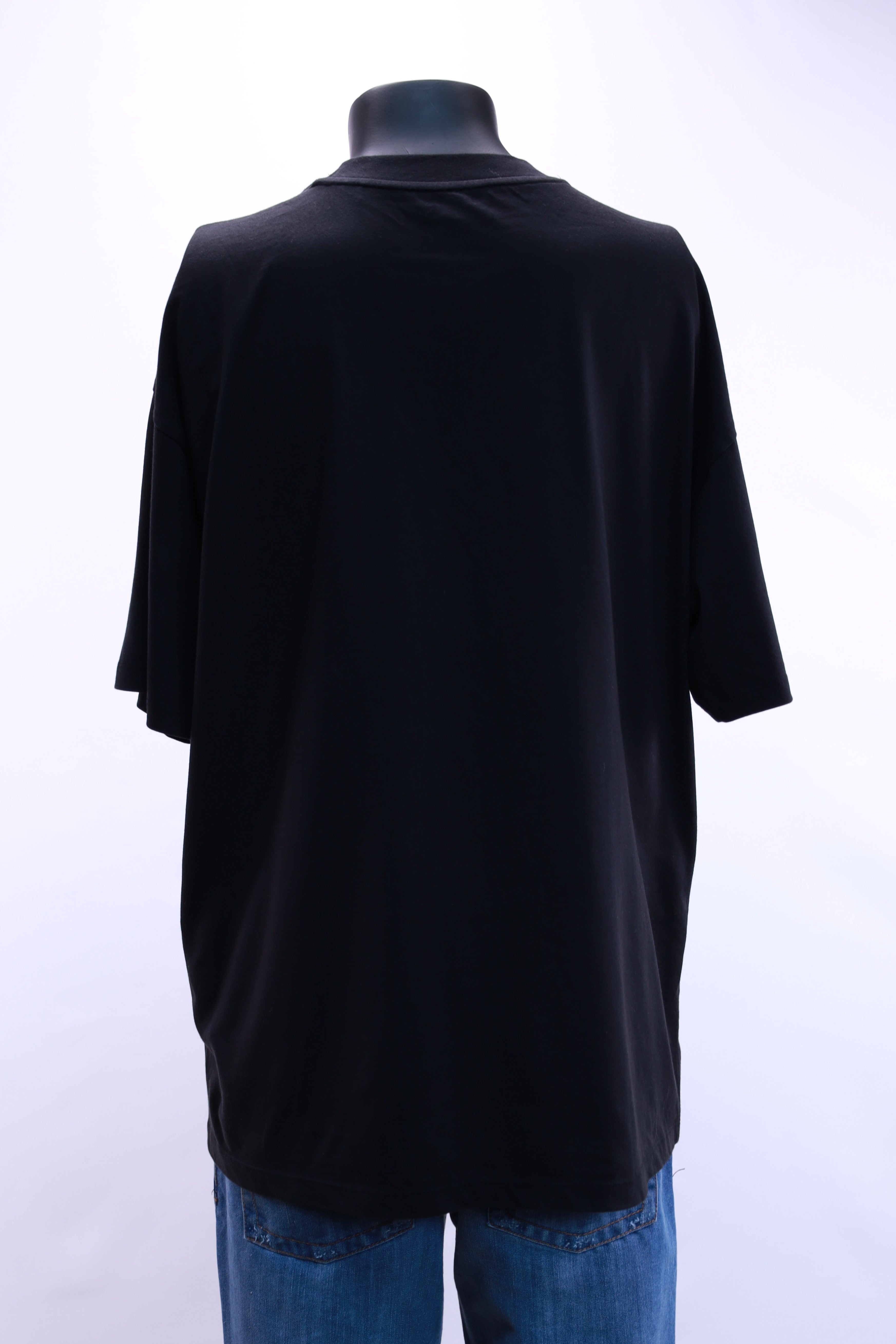 Hugo M oversize тениска