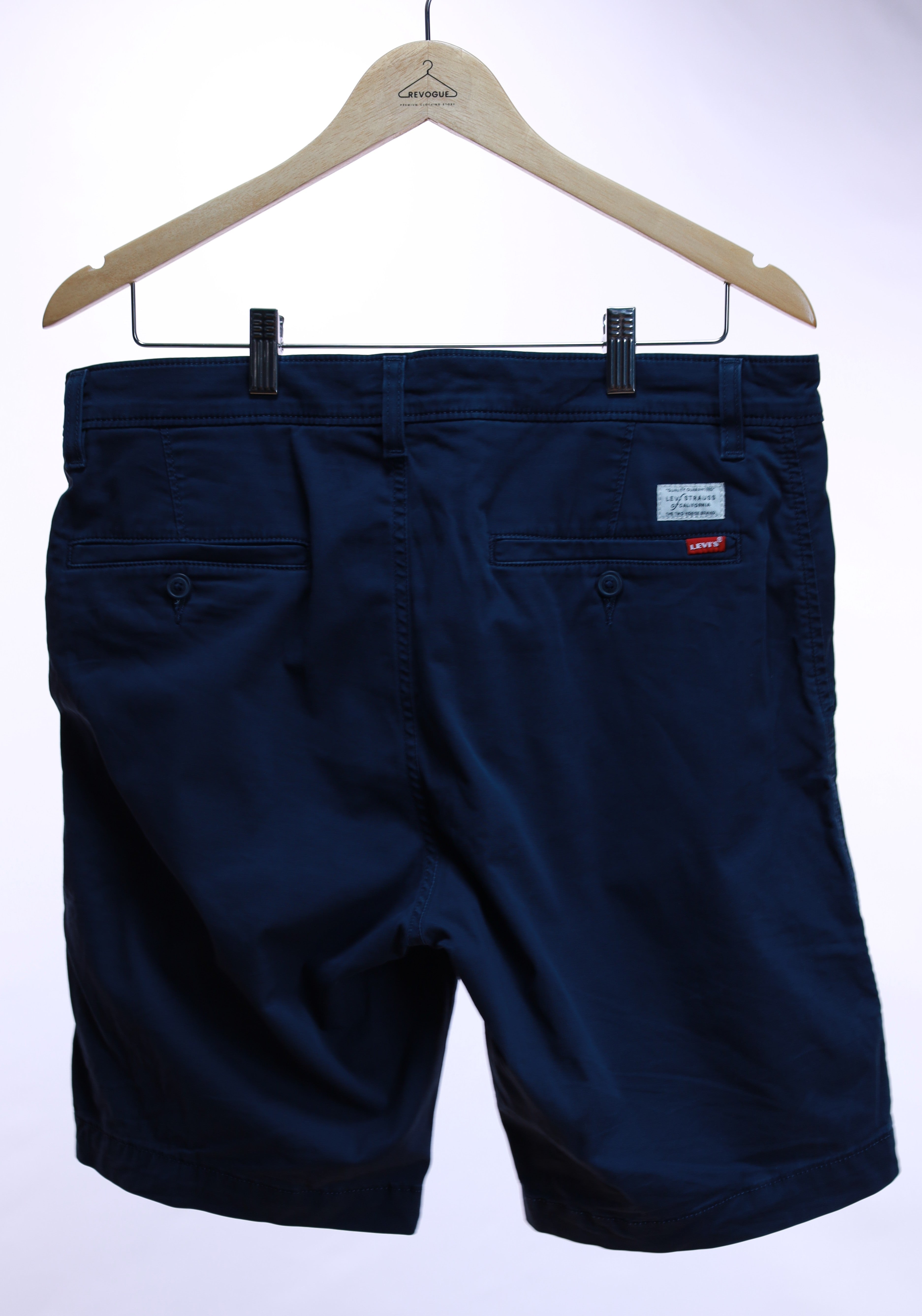 Levi's Chino W33 тъмносини къси панталони