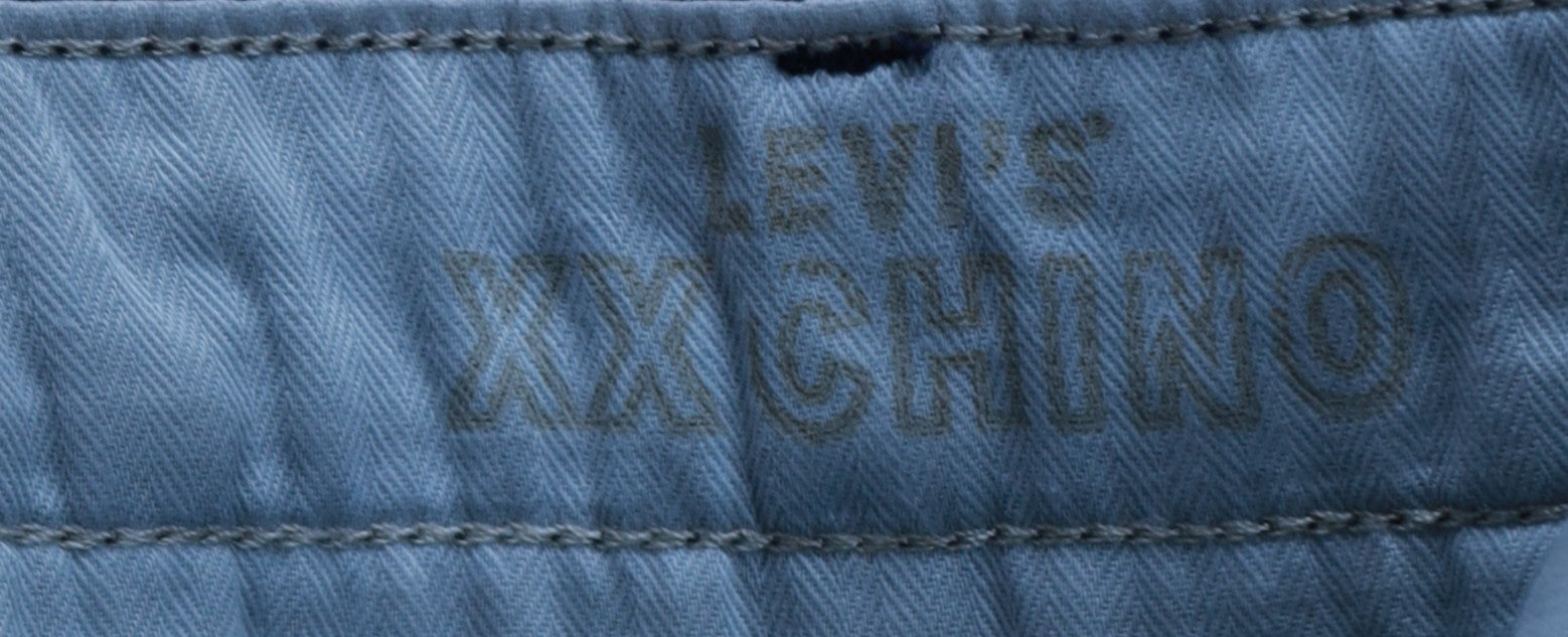 Levi's Chino W33 тъмносини къси панталони