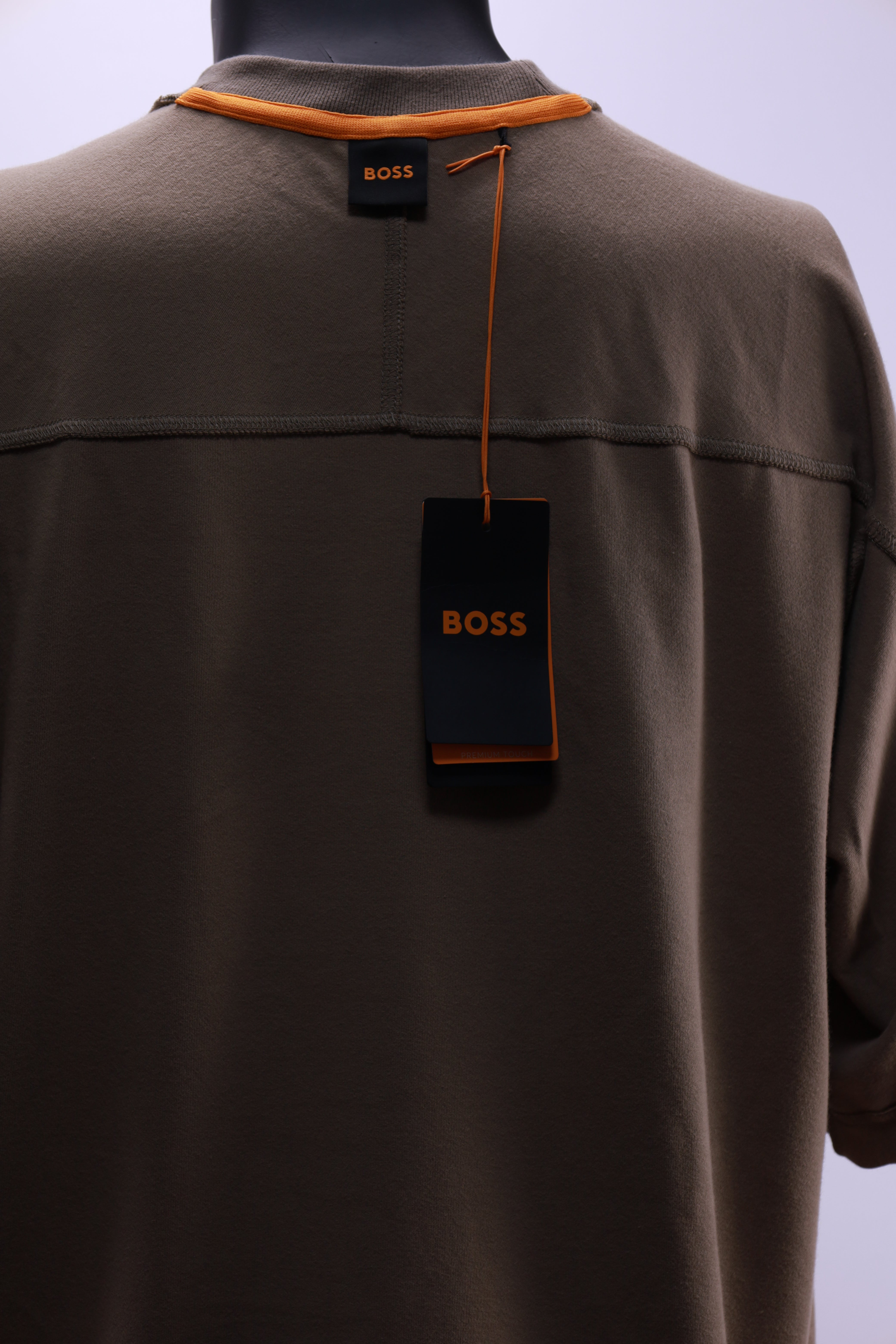 Boss L тениска