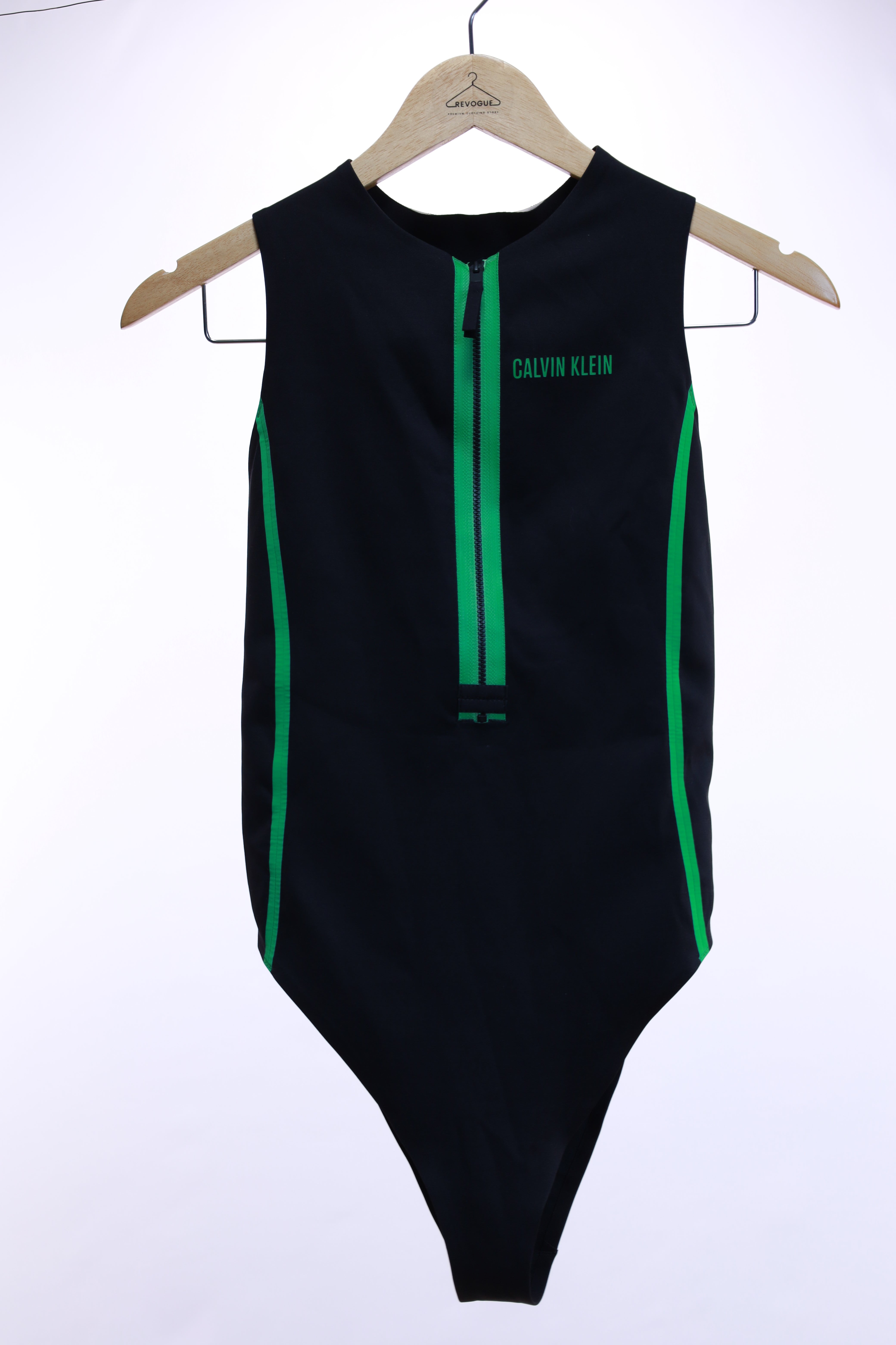 Calvin Klein S цял бански