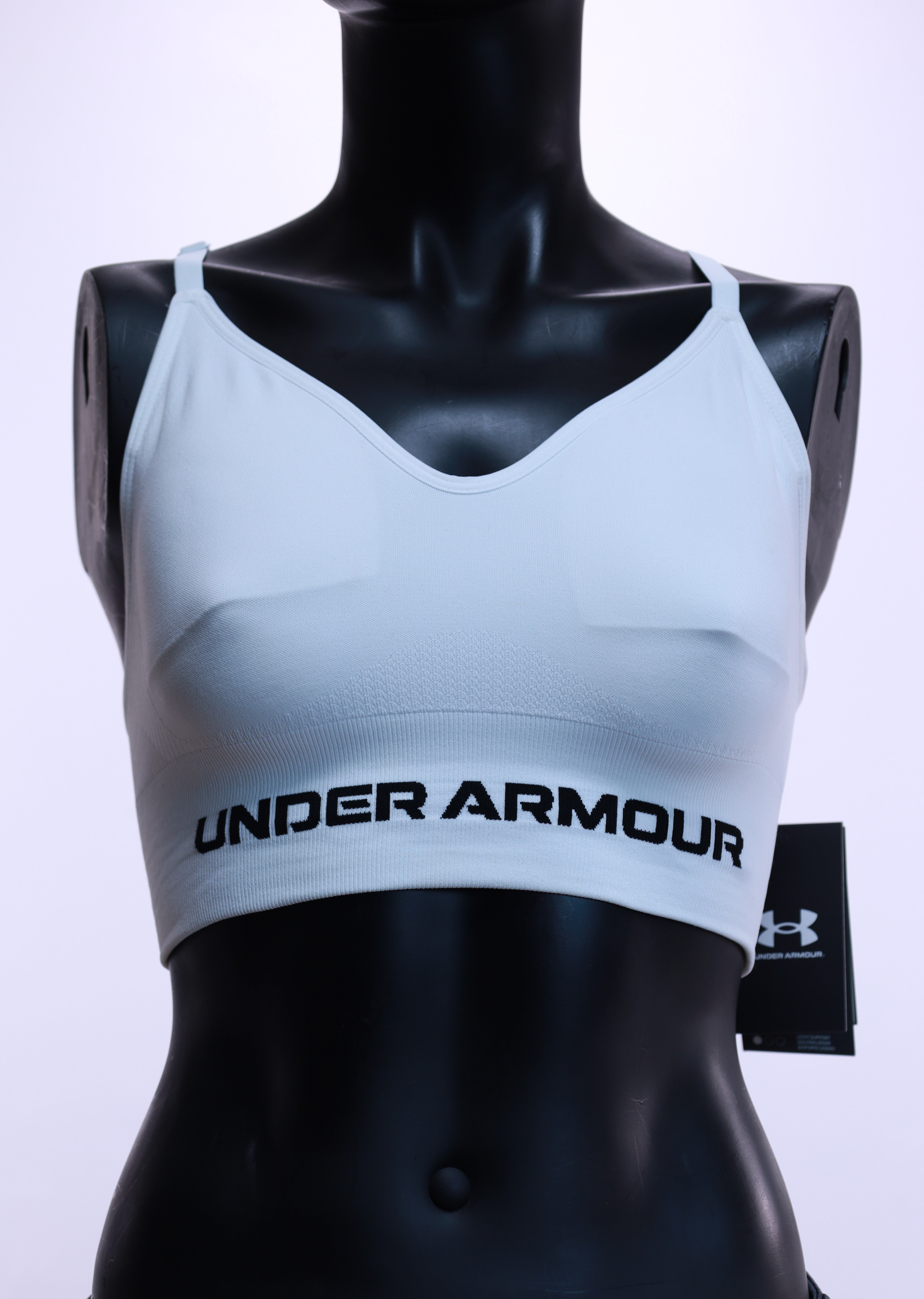 Under Armour S спортен сутиен